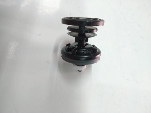 Clip Tapizado Puerta Siroco Tiguan Tuareg Golf Mk7 Original
