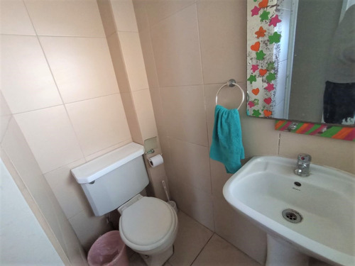 Se Vende Casa En Excelente Sector Residencial De Valparaíso,