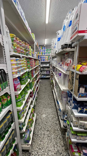 Imagen 10 de 20 de Supermercado Víveres Y Abarrotes