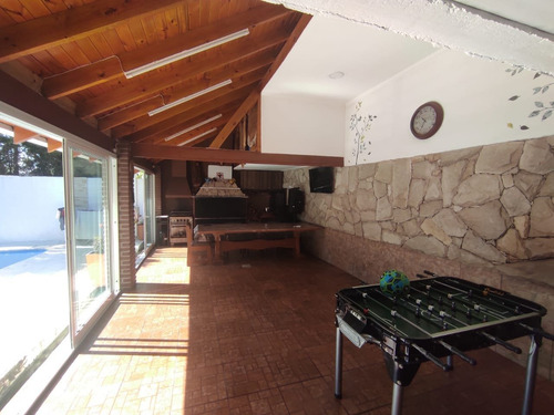 Imagen 2 de 9 de Chalet 4 Amb C/piscina