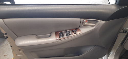 Imagen 8 de 12 de Toyota Corolla 2008 1.8 Xei Mt