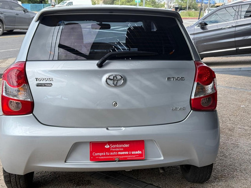 Toyota Etios 1.5 Xs