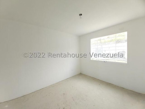 Imagen 11 de 30 de Casas En Venta En Terrazas De La Ensenada Barquisimeto , Lara Codigo :: 23- 2144 . -- ---0414-5446337|