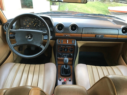 Mercedes Benz 230ce