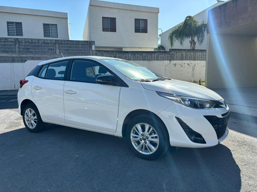 Toyota Yaris 1.5 5p S At Cvt