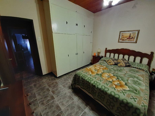 Imagen 12 de 14 de Chalet En Venta En Ituzaingo Sur