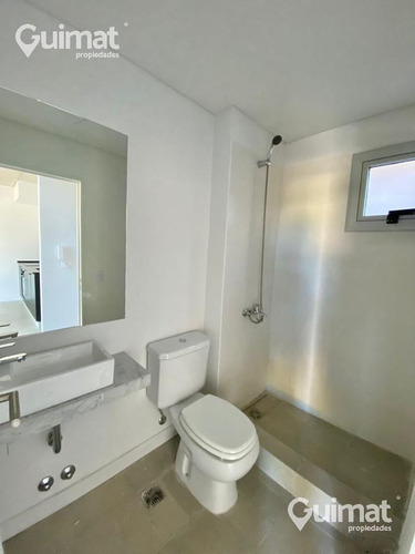Imagen 8 de 30 de 73m2 Gran Depto Con Balcon Terraza, Parrilla Y Cochera.