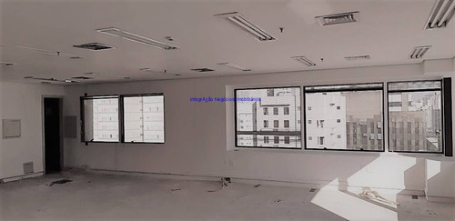 Imagem 4 de 10 de Conjunto Comercial 98m², 02 Banheiros E 03 Vagas Na Garagem. Condomínio Com Recepção E Segurança 24hrs. Excelente Localização - 21072713 - 69898523