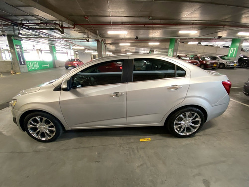 Imagen 6 de 21 de Chevrolet Sonic