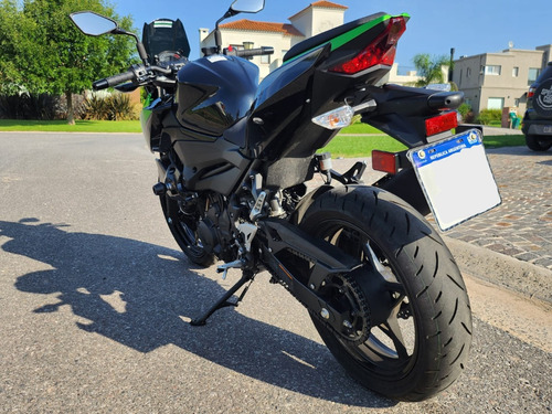 Kawasaki Z400 2023