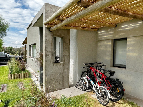 Imagen 2 de 26 de Casa Barrio Privado San Sebastian Escobar Lote Al Golf 5 Ambientes Con Pileta Climatizada