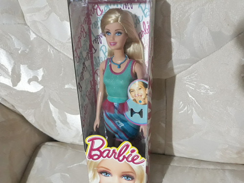 Muñeca Barbie Original Mattel Barbie Fashion C/anillo. Bella