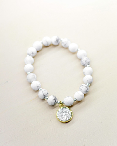 Imagen 2 de 4 de Pulsera Piedra Con San Benito Colgando - Caballero