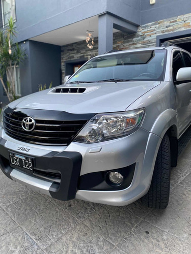 Toyota Sw4 3.0 Srv Cuero I 171cv 4x4 4at 2012