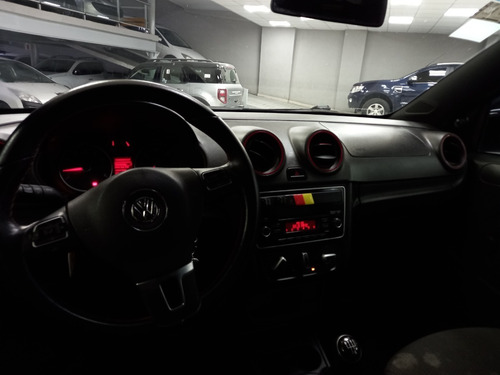 Imagen 14 de 15 de Vw Gol Trend 1.6 Sportline 5p 2015