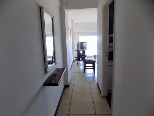Imagen 19 de 21 de Excelente Departamento Frente Al Mar 3 Amb. Y Dependencia