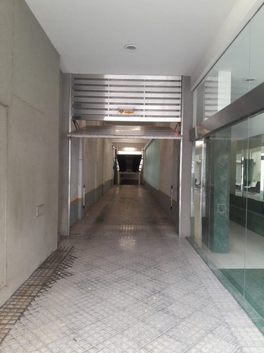 Cochera En Venta En Barrio Abasto - Rinaldi