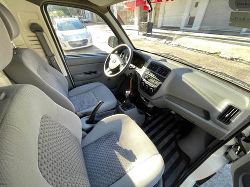Foton T3