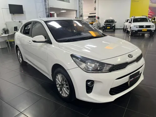 Kia Rio VIBRANT AT 4X2 1.4