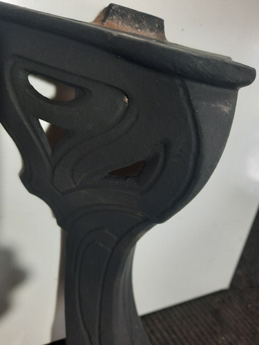 Patas Hierro Fundido Labrada 31 Cm C/u