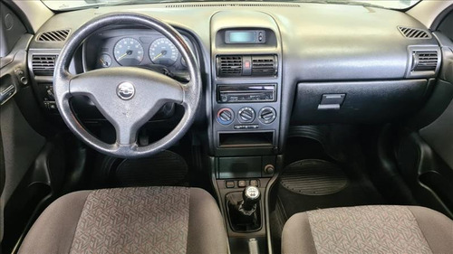 Imagem 7 de 9 de Chevrolet Astra 2.0 Mpfi Advantage Sedan 8v