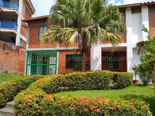 Imagen 1 de 12 de Casa En Venta El Castillejo 22-10956
