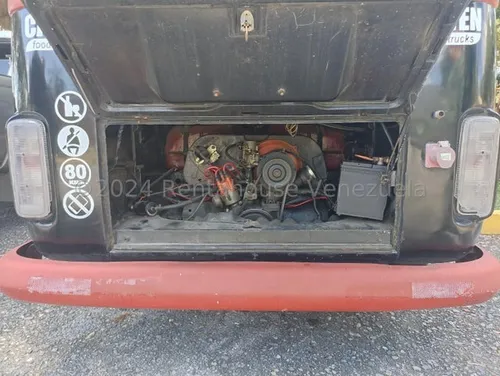 Se Vende Fondo Comercio