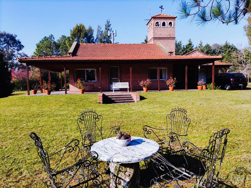 Imagen 2 de 16 de Venta-permuta-casa Quinta-3 Ambientes-luján-carlos Keen