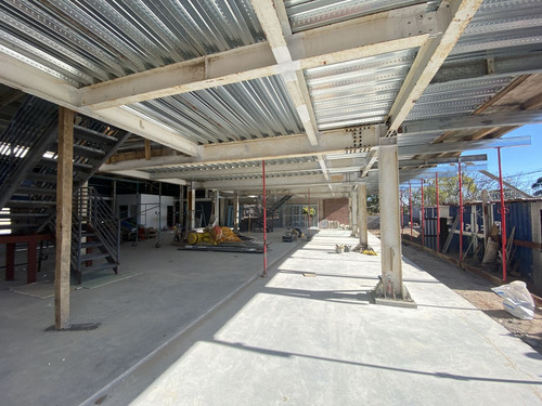 Alquiler Gran Local Comercial A Estrenar En Punta Gorda (ref: Ksk-1627)