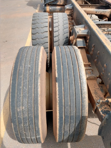 Imagem 9 de 15 de Vw 24250 2006/06 Truck No Chassis