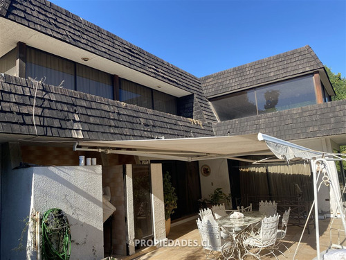Casa En Venta De 5 Dorm. En Lo Barnechea