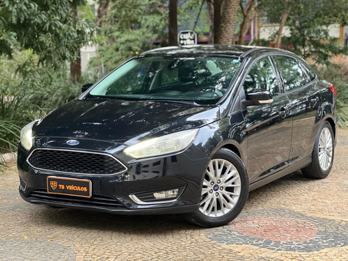 Ford Focus 2.0 SE PLUS 16V FLEX 4P POWERSHIFT