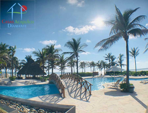 Cad La Isla Fiji Q6. Terraza Con Vista A Las Albercas Y Áreas Comunes