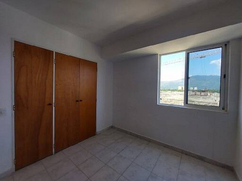 Imagen 12 de 14 de Re/max. Iris Hernandez. Vende Townhouse (88m2). Manantial. Naguanagua. Codigo 127545