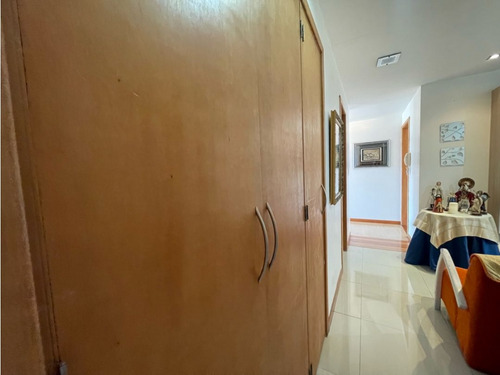 Vendo Apartamento 127m2 Escampadero 3816