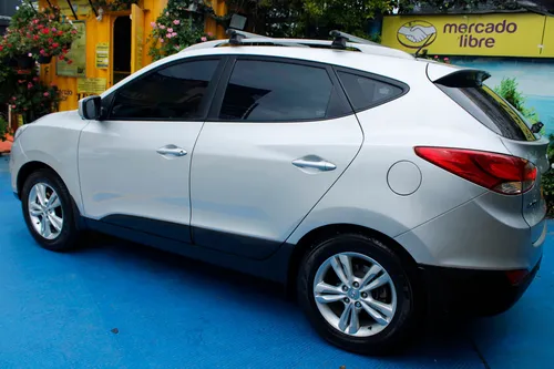 Hyundai TUCSON IX-35 2.0l 4x4 Mt
