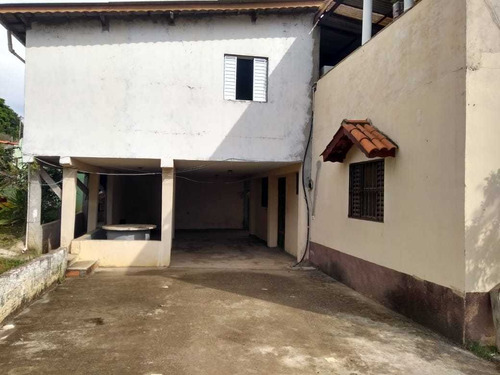 Chácara Com 1350 M²