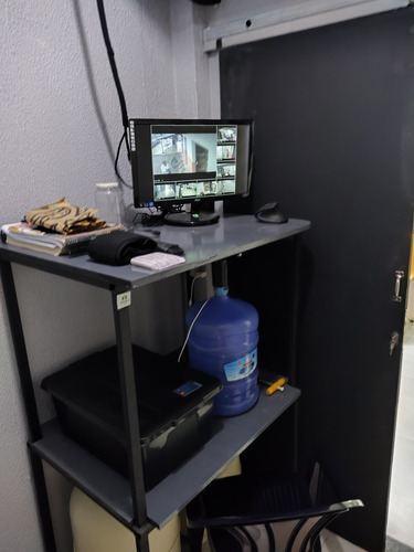 Vende-se Cyber Café Com Clientela Formada, Toda Reformada.