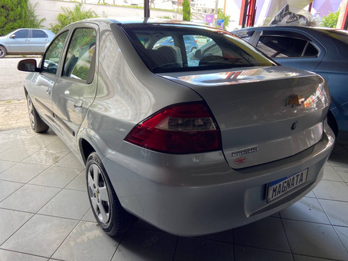 Imagem 2 de 8 de Chevrolet Prisma 1.4 Mpfi Maxx 8v Flex 4p Manual