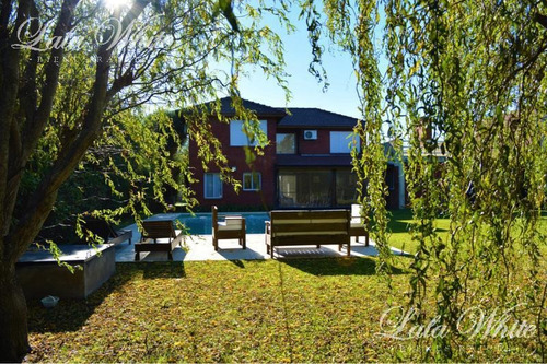 Imagen 21 de 22 de Venta Con Renta - Casa En Malibú - Canning
