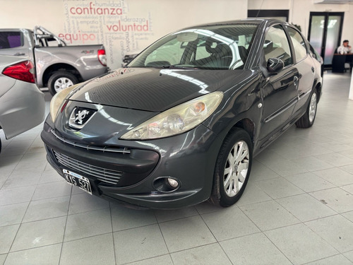 Peugeot 207 1.6 Sedan Xt