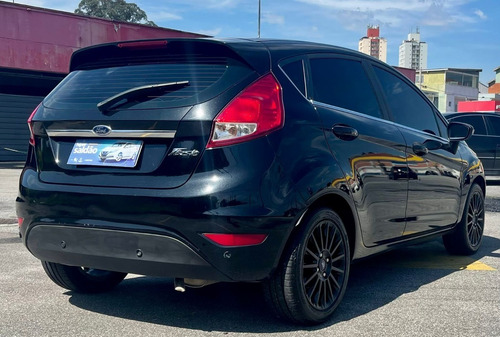 Imagem 5 de 13 de Ford - New Fiesta 1.6 Titanium Powershift 2016