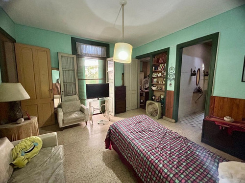 Venta/permuta Casa 5 Amb A Refac Caseros Centro