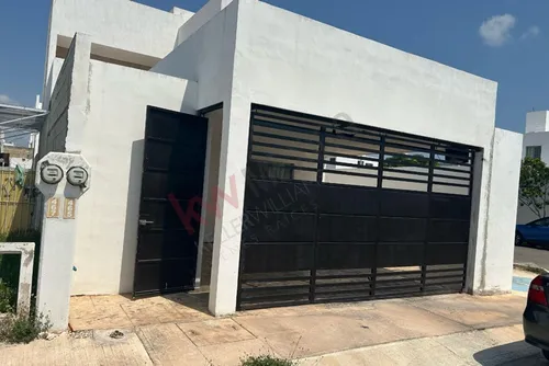 Casa En Los Héroes Con 3 Habitaciones, 3 Baños Y Piscina