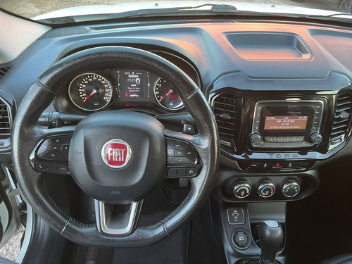 Fiat Toro 1.8 16v Freedom Flex 4x2 Aut. 4p