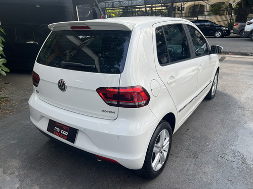 Volkswagen Fox 1.6 MSI HIGHLINE 16V FLEX 4P AUTOMATIZADO
