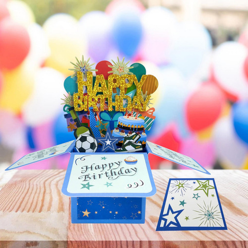 A Tarjeta De Feliz Cumpleaños Con Tarjeta De Notas Regalos