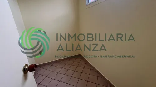 Apartamento En Arriendo En Provenza. Cod A1449