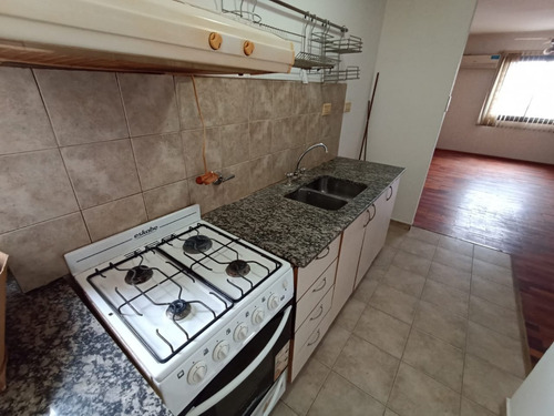Departamento En Alquiler En Calle 8 Entre 34 Y 35