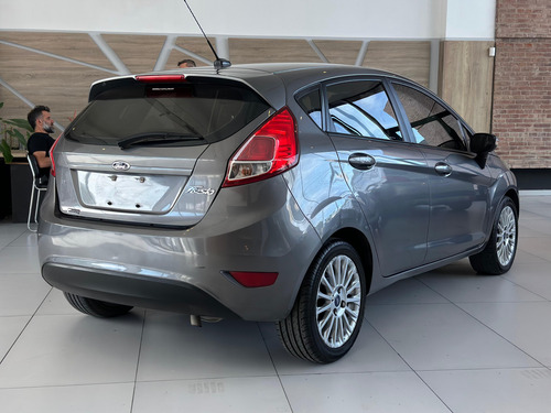 Ford Fiesta Kinetic 1.6 Se Plus Powershift 120cv